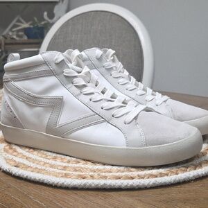 Gianni Bini Elleinaa Leather High Top Sneakers, Size 11